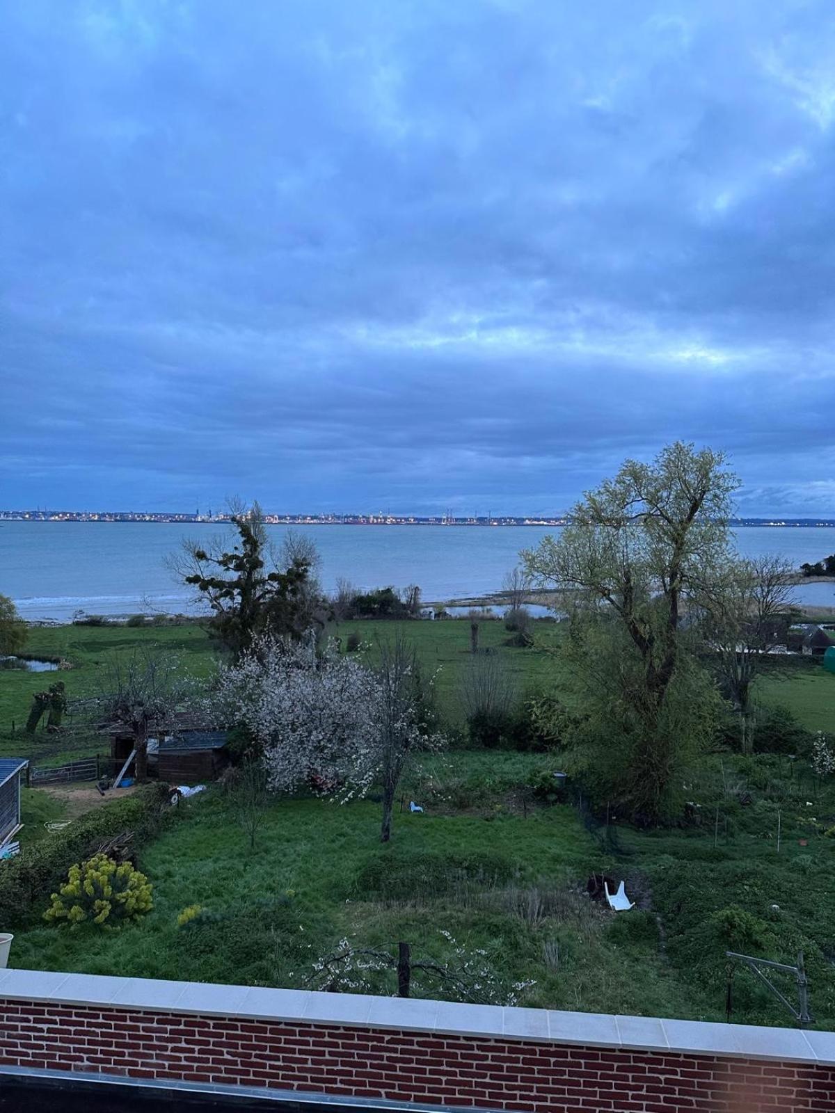 Gites De La Baie D'Honfleur Cricquebœuf Eksteriør billede